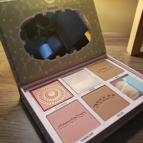 Benefit Other - Benefit CHEEKLEADERS Pink Squad Palette